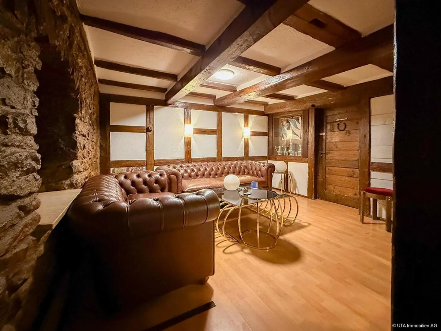 High-yield historical hotel, gastro, bar property - Photo 4 of 17