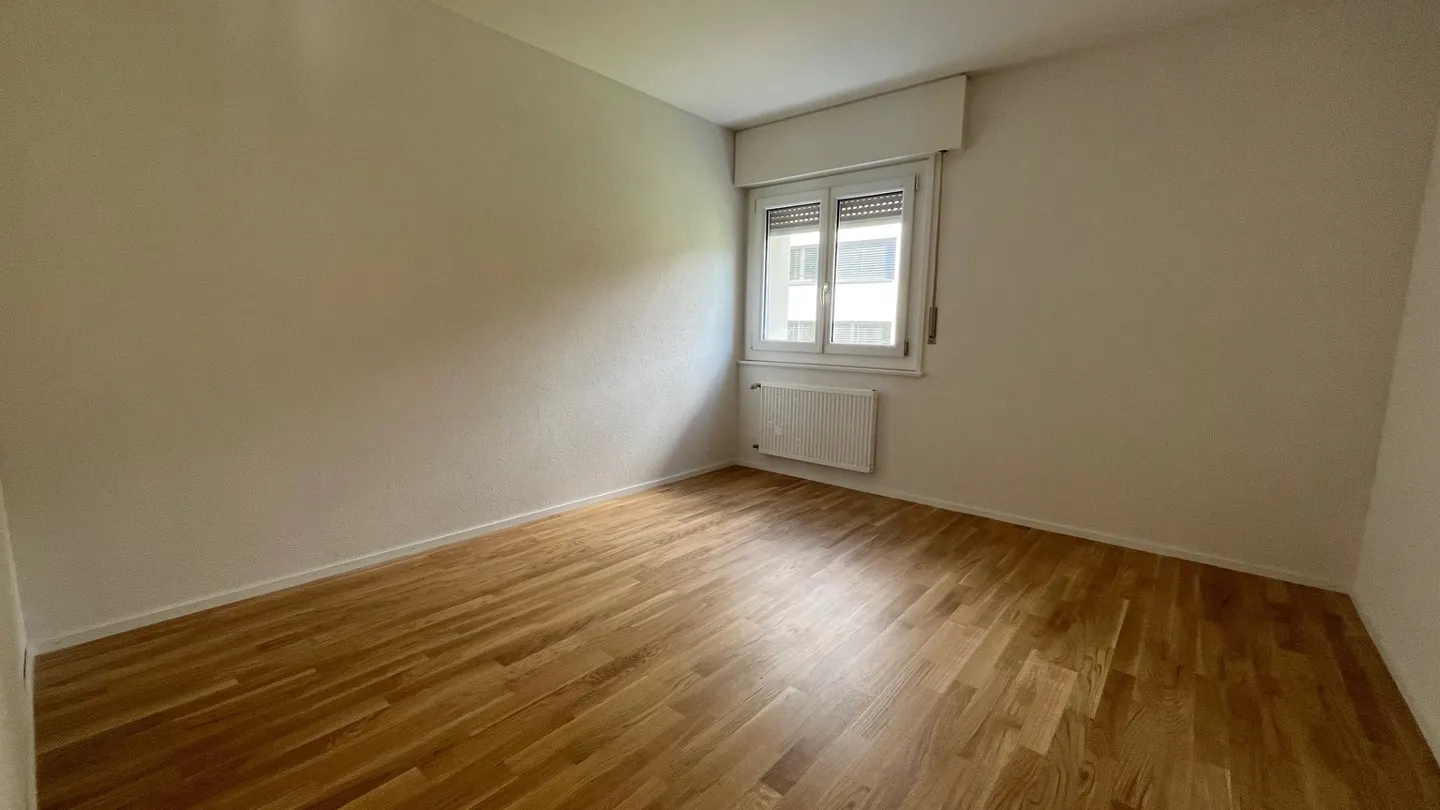 Appartamento ristrutturato con vista montagna - Foto 8 di 8