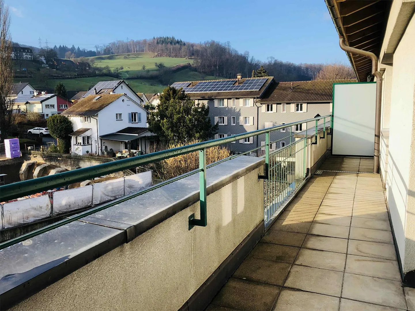 Appartement spacieux et très lumineux de 2,5 pièces - Photo 5 sur 6