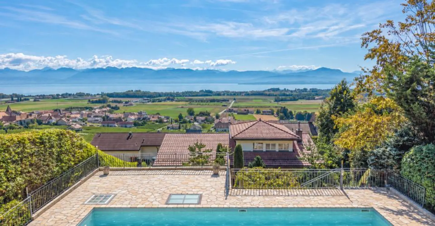 FAMILY VILLA WITH PANORAMIC VIEW - Photo 1 of 11