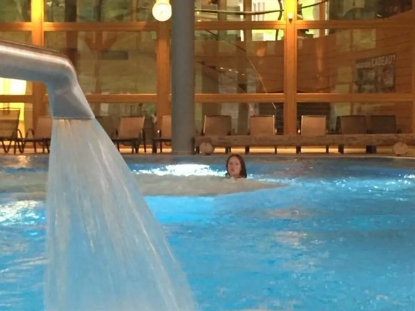 Beautiful furnished 3.5-room apartment of 69.66 m2 + parking space in garage, cellar and ski storage - Photo 6 of 13