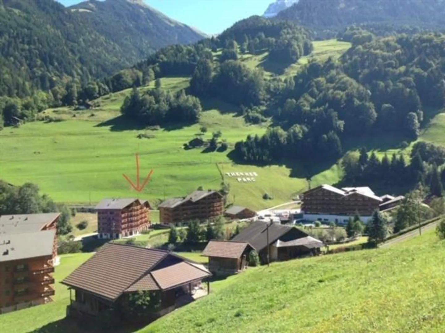 Beautiful furnished 3.5-room apartment of 69.66 m2 + parking space in garage, cellar and ski storage - Photo 8 of 13