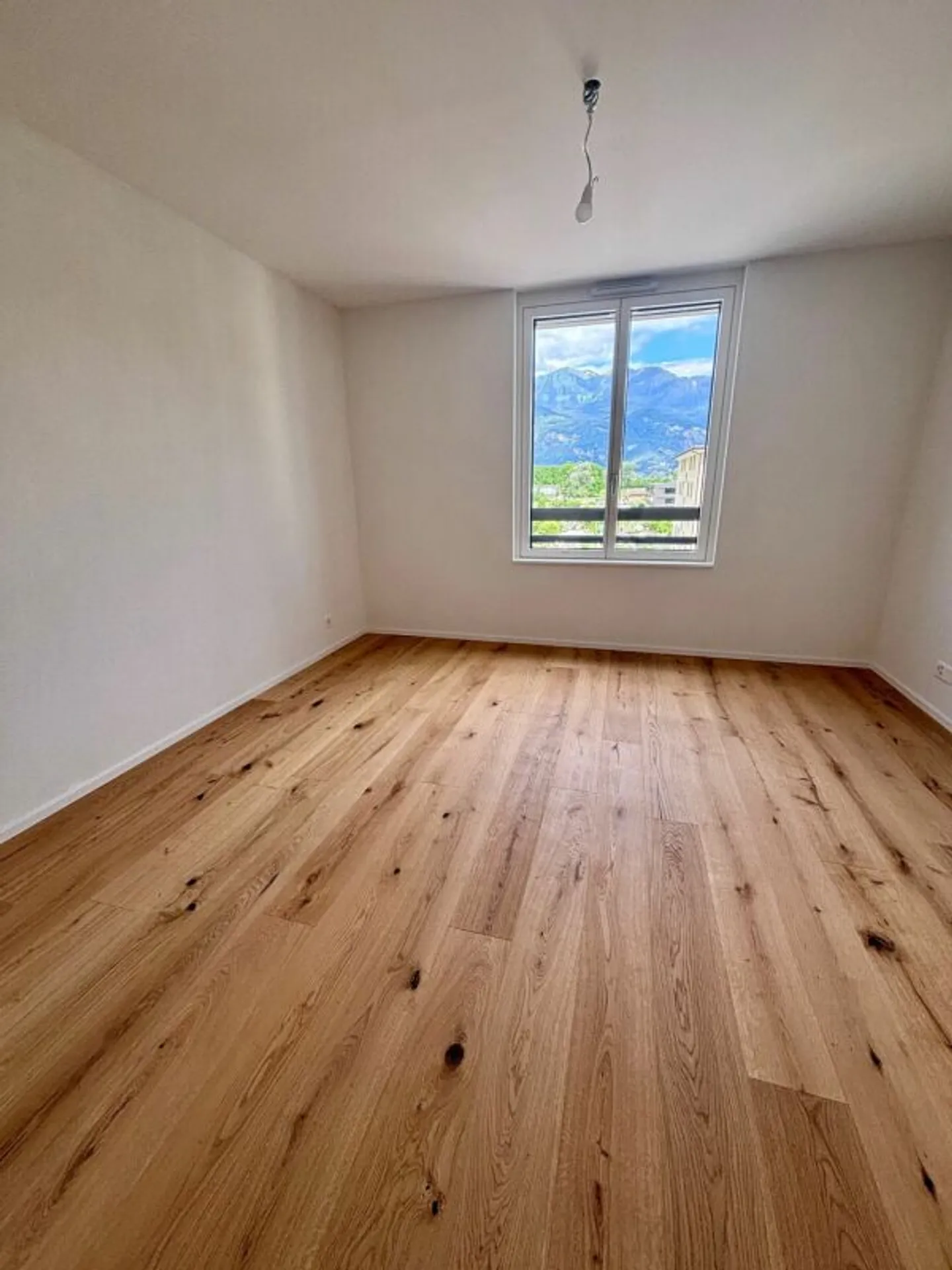 Magnifico appartamento nuovo di 3,5 locali - Foto 4 di 11