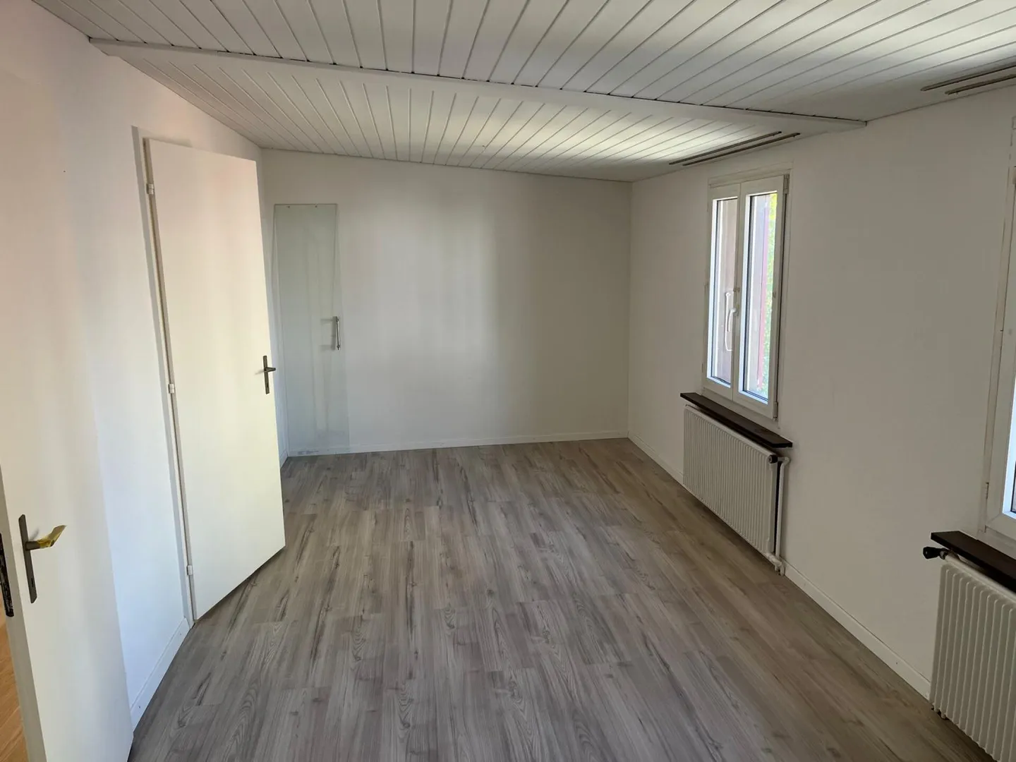 Appartamento recentemente ristrutturato con stufa svedese, garage e posto auto - Foto 8 di 14