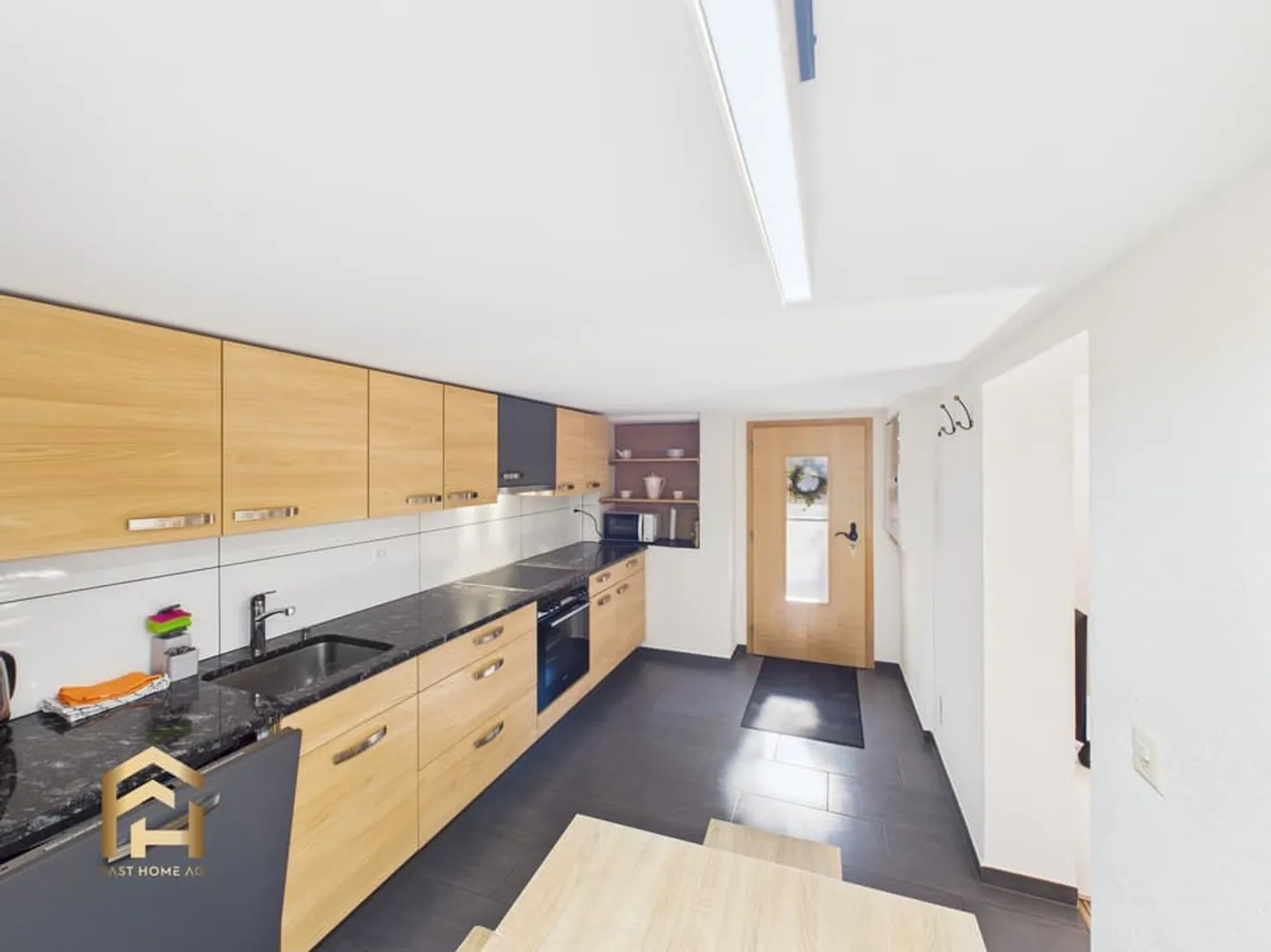 Charming 4.5-room apartment including garden seating area in the green and country cellar - Photo 4 of 13