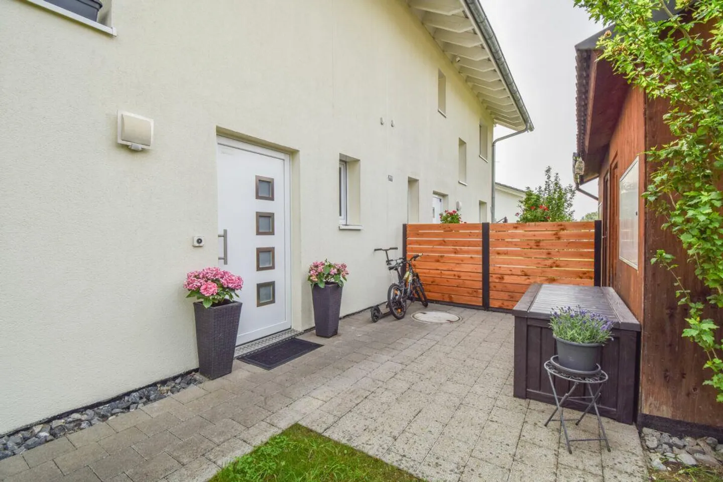 Double Family House with Cozy Garden - in Family-Friendly Location in Riedt near Erlen - Photo 20 of 23