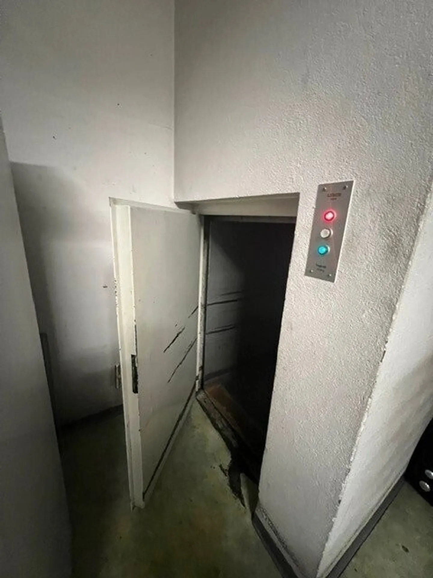 Espace de vente dans un emplacement privilégié au City Märt Aarau - Photo 9 sur 11