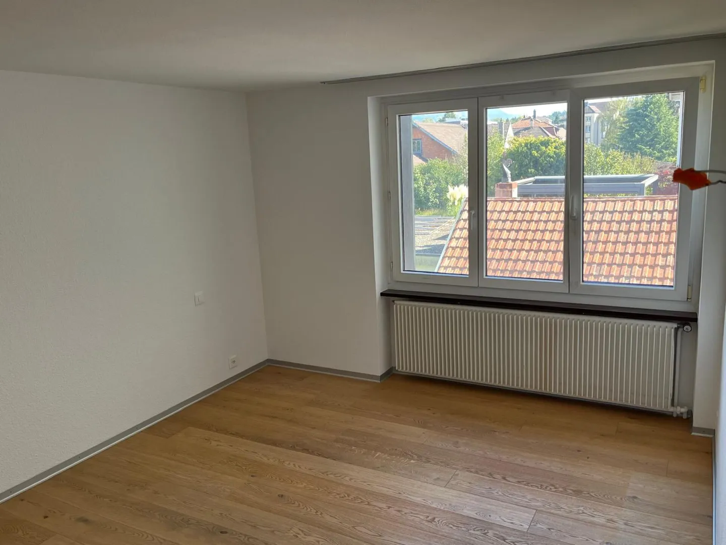 Appartamento recentemente ristrutturato con stufa svedese, garage e posto auto - Foto 11 di 14