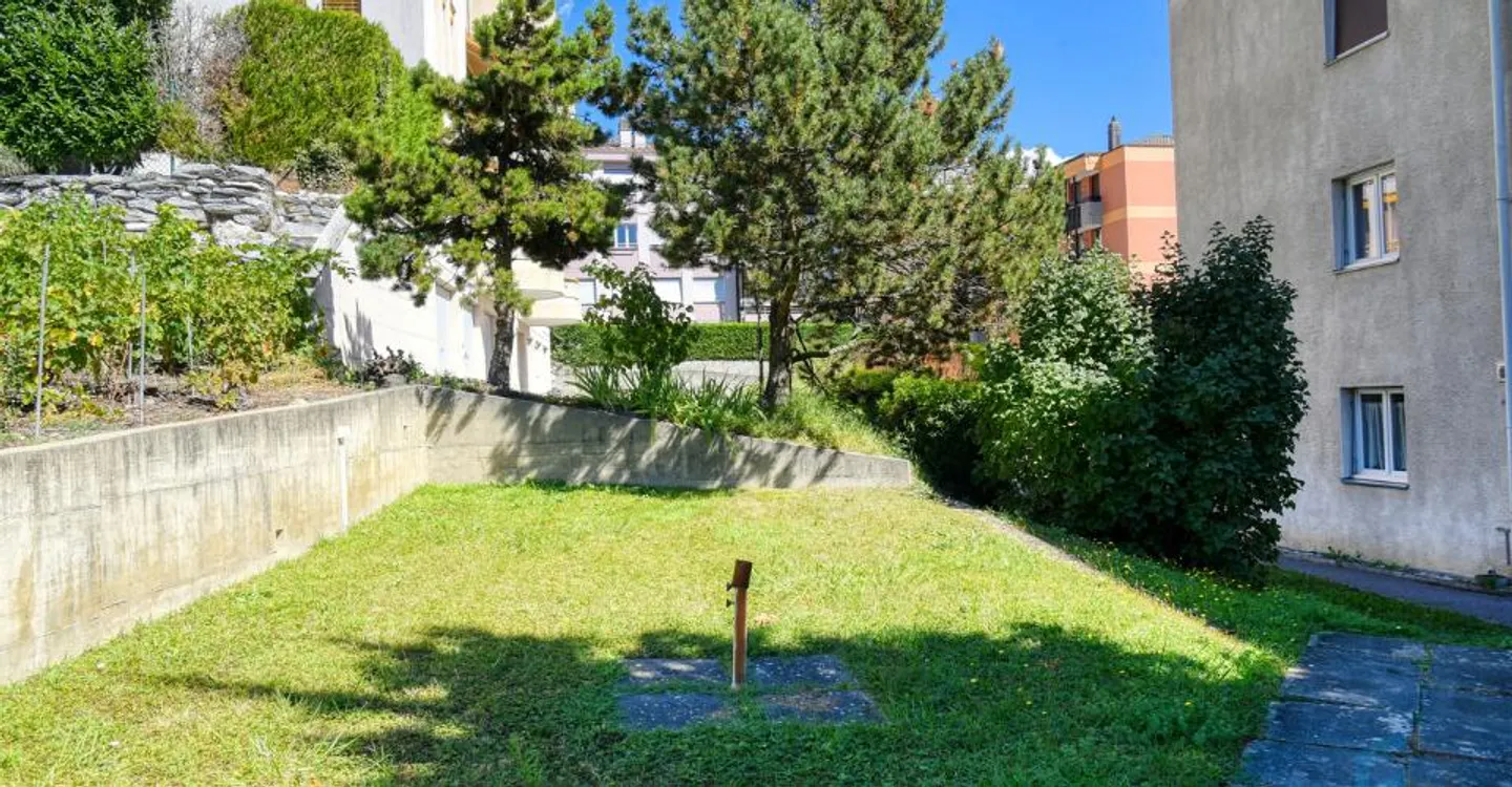 A LOUER Spacieux appartement rénové de 4 ½ pièces avec grand balcon - Foto 12 di 13