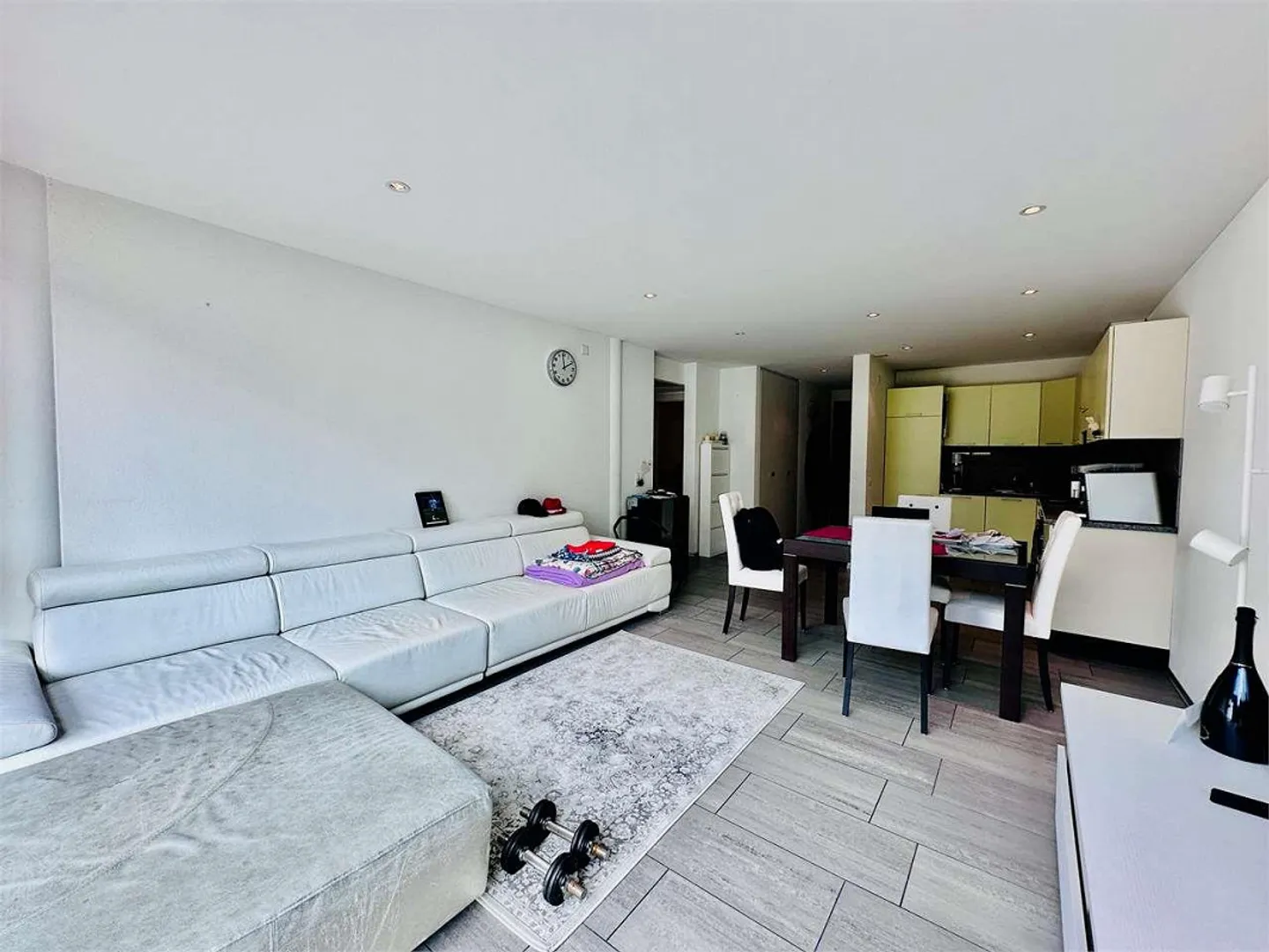BIASCA - appartement moderne de 3,5 pièces au centre - Photo 3 sur 12
