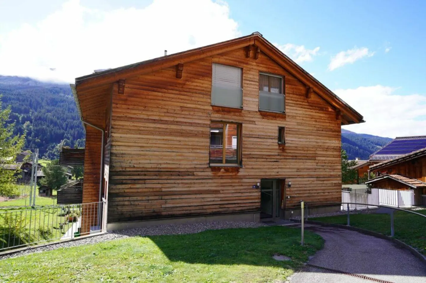Charmante Wohnung in Klosters - Foto 2 von 14