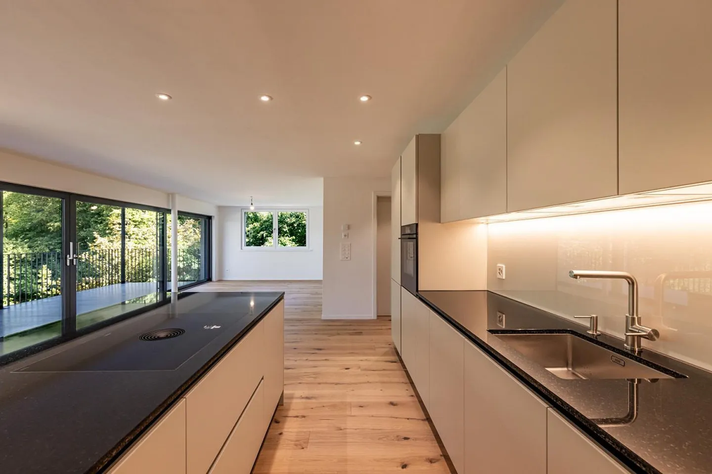 Modernes Apartment in Gwatt - Foto 3 von 13