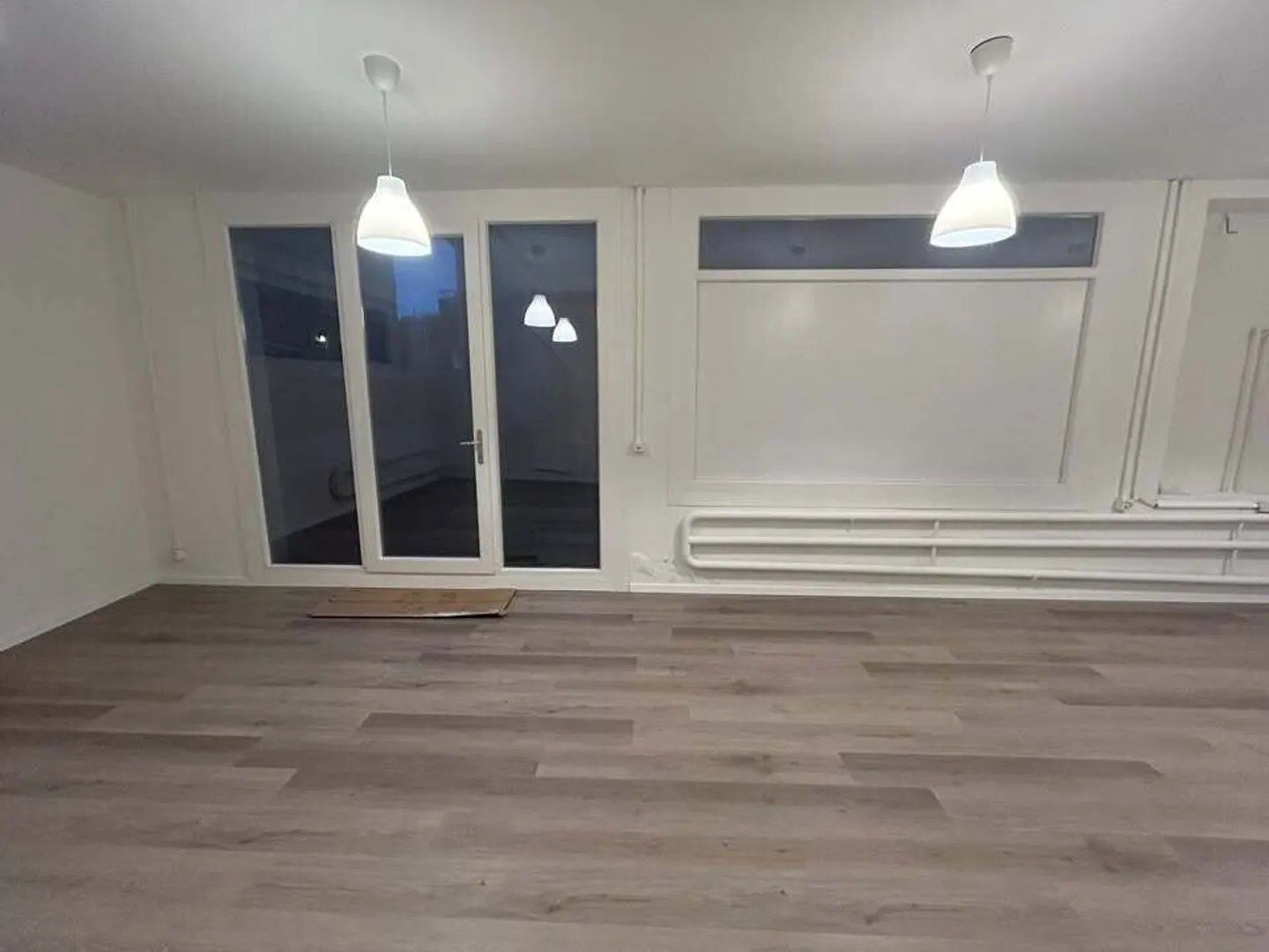 Praktischer Raum, perfekt für Lagerung oder Hobbywerkstatt - Foto 3 von 4