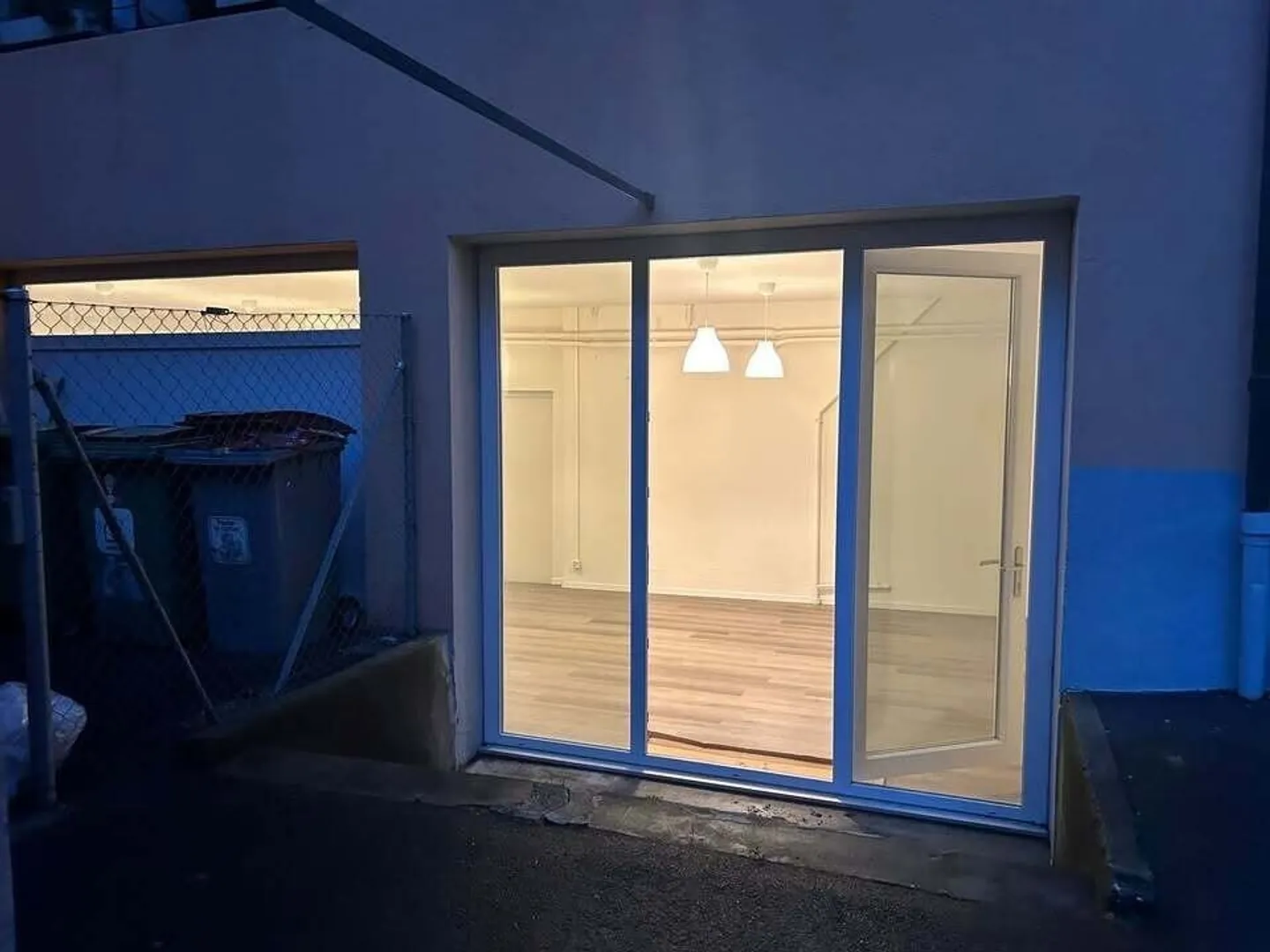 Praktischer Raum, perfekt für Lagerung oder Hobbywerkstatt - Foto 4 von 4