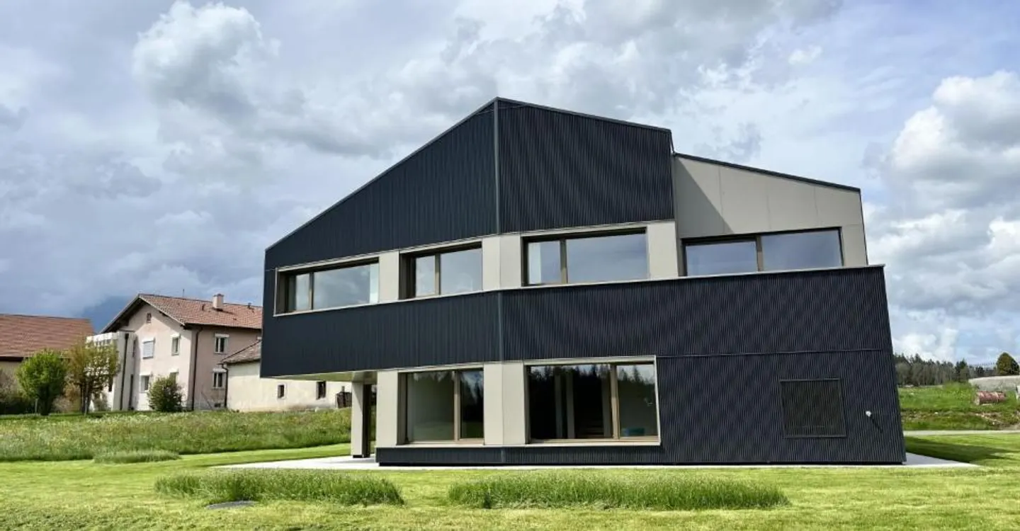 Wunderschöne Villa zur Miete für Naturliebhaber im Brévine-Tal - Foto 1 von 11