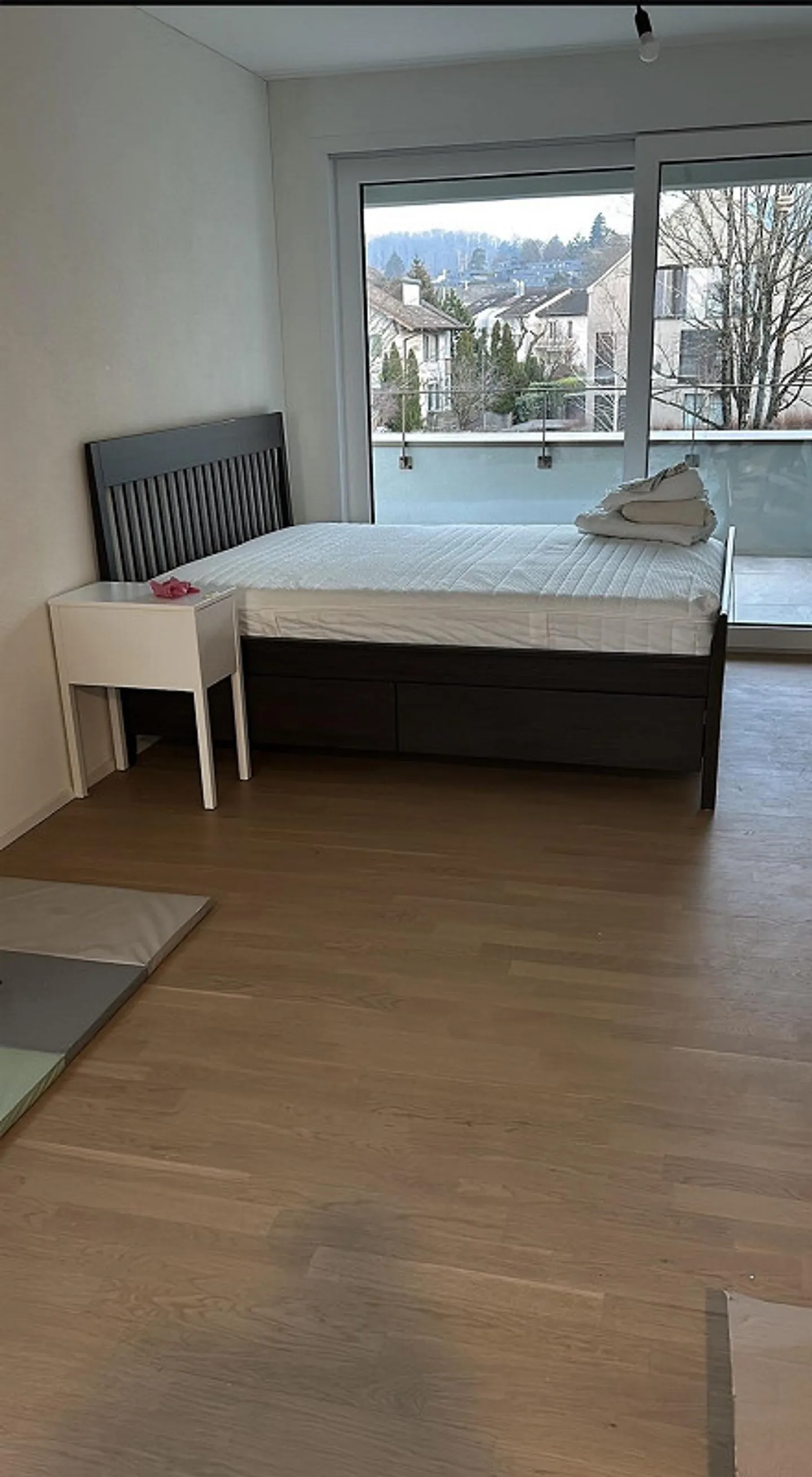 Modernes Apartment mit grossem Balkon - Foto 2 von 11