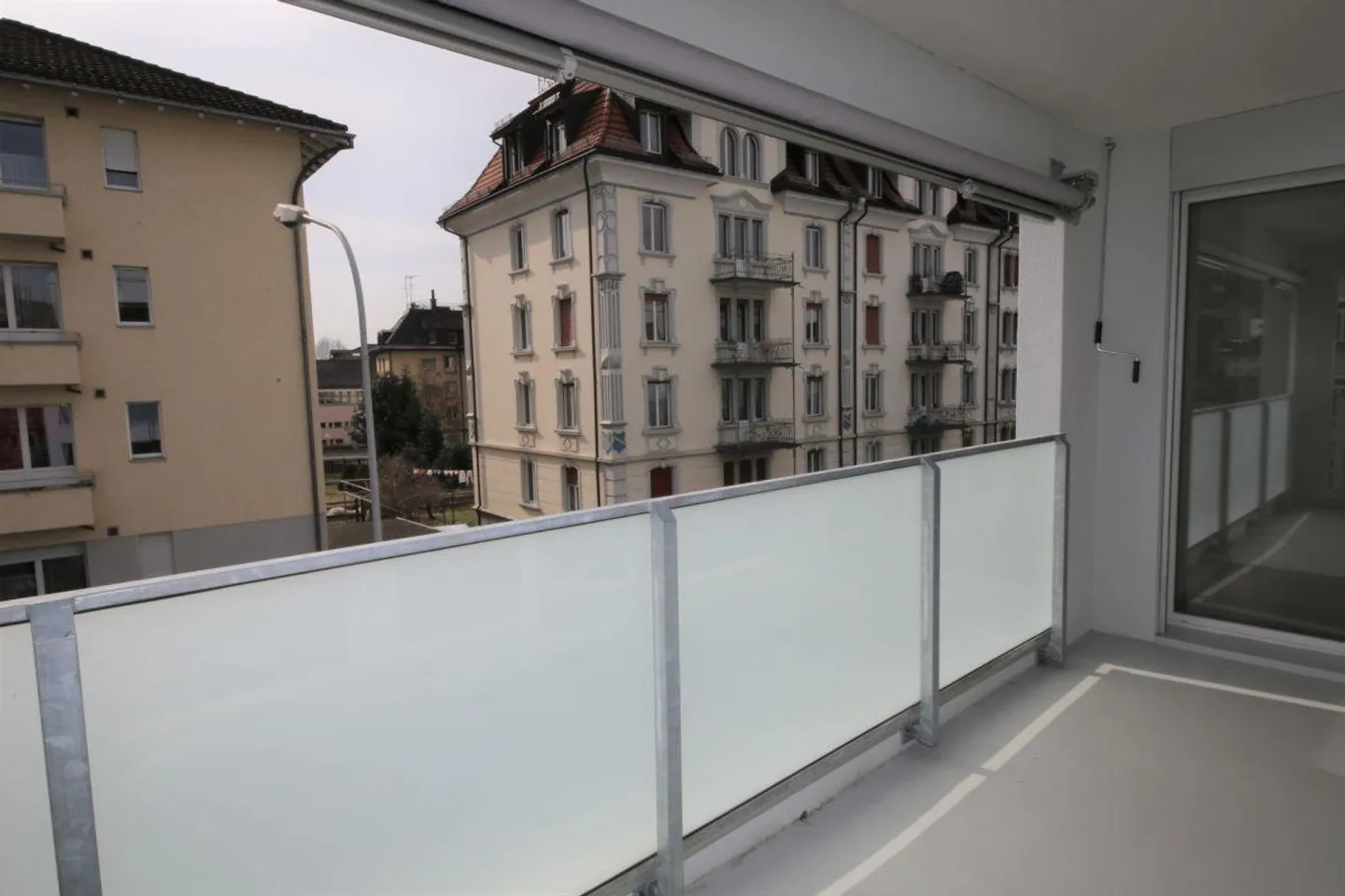 Bell'appartamento in città - Foto 4 di 13