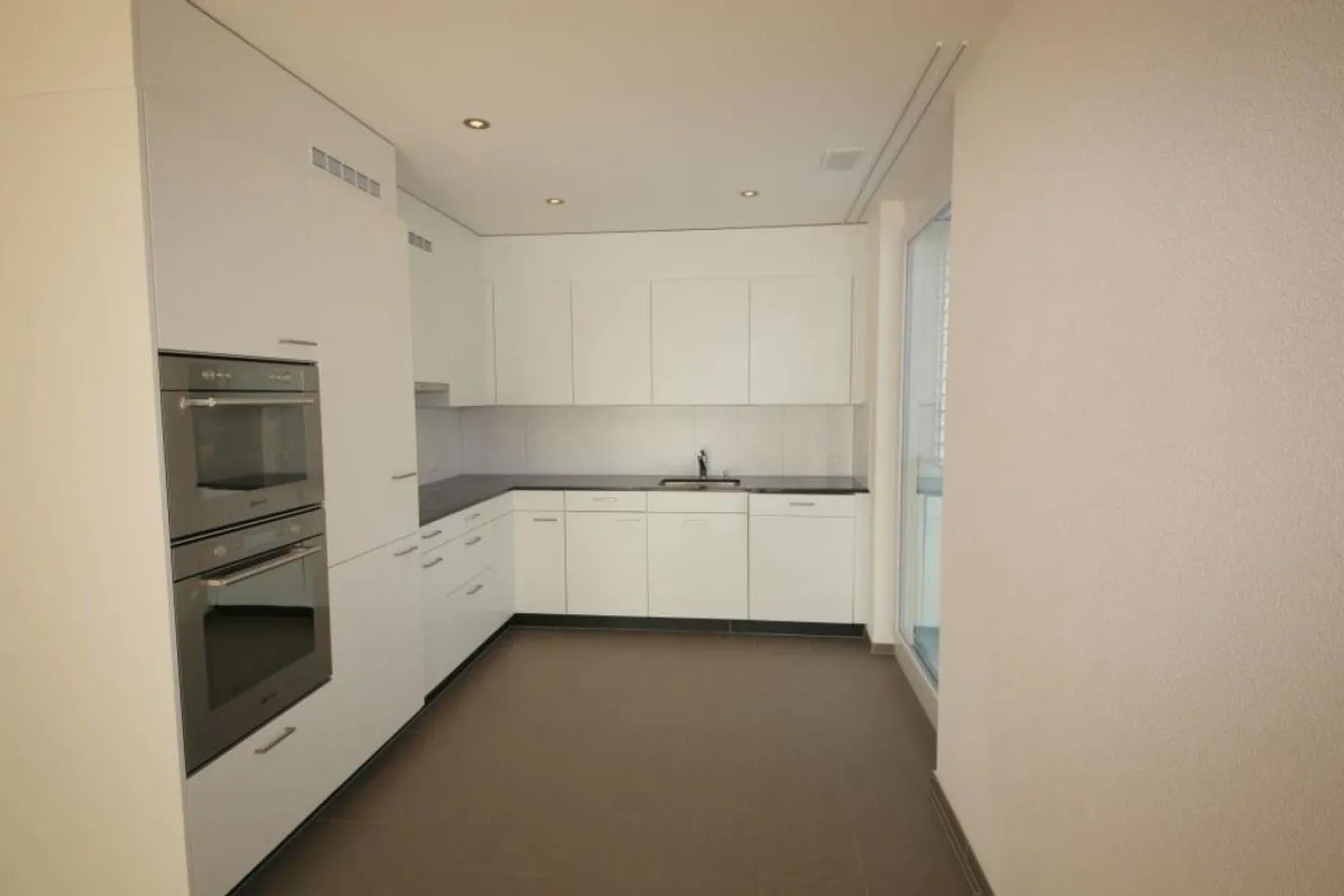 Bell'appartamento in città - Foto 6 di 13