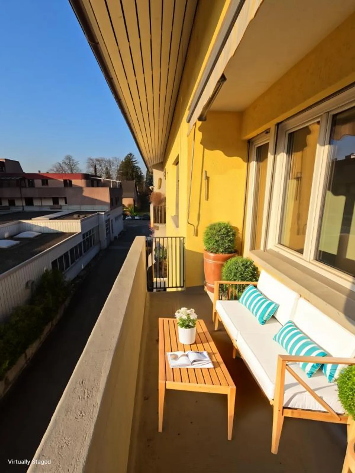 Charmante 2.5-Zimmer-Wohnung - Foto 2 von 6