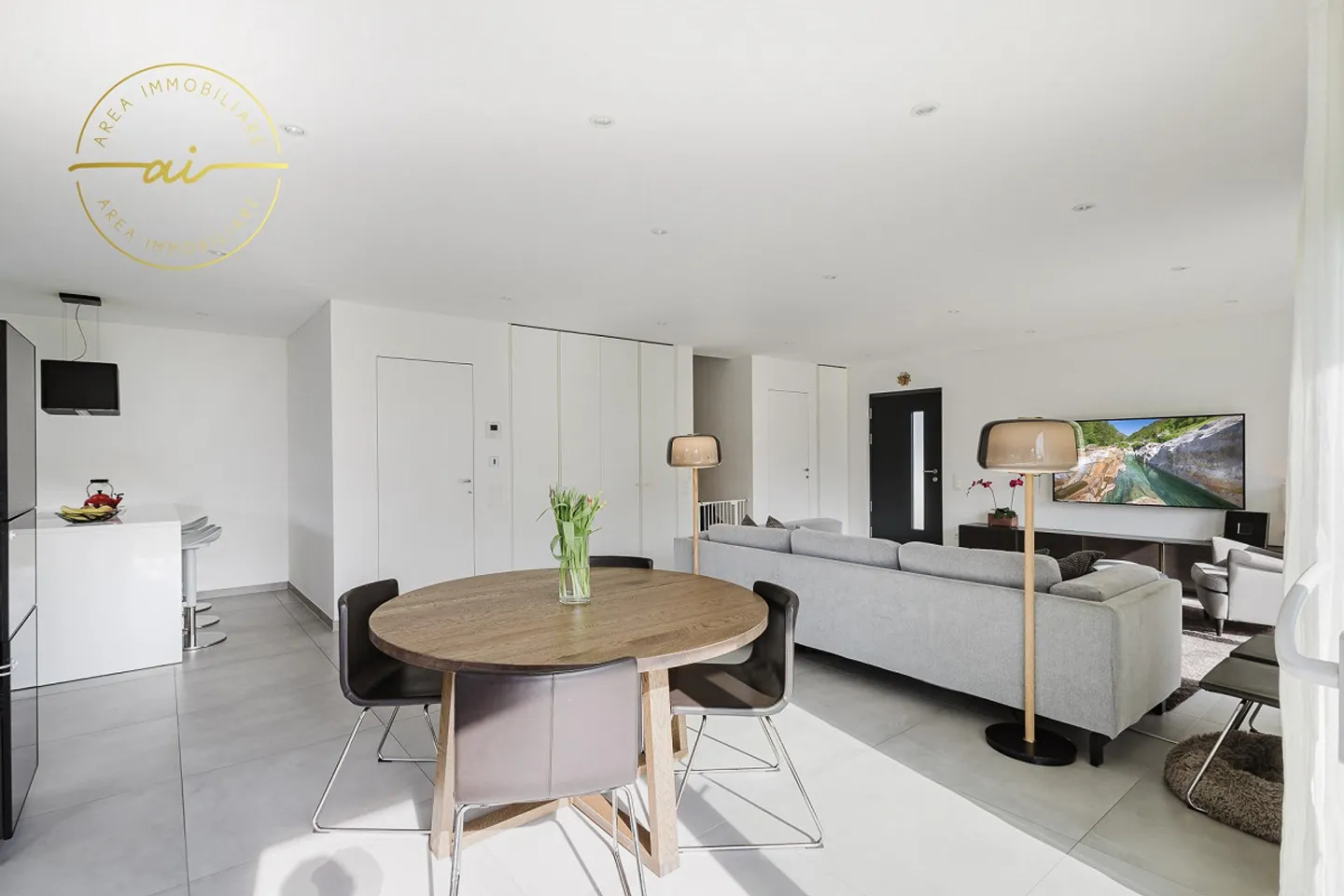 Villa moderne avec maison individuelle et jardin à Ligornetto - Photo 5 sur 13