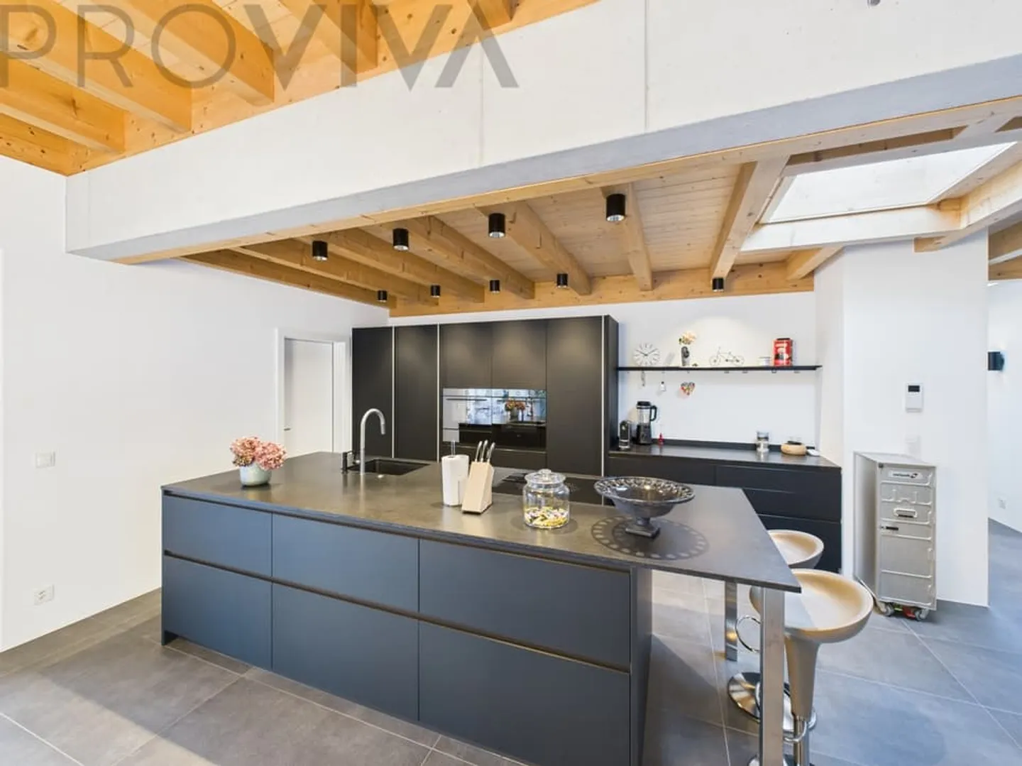 Luxuriöses und smartes Wohnen - mit Wintergarten, Balkon und Terrasse - Photo 2 of 9