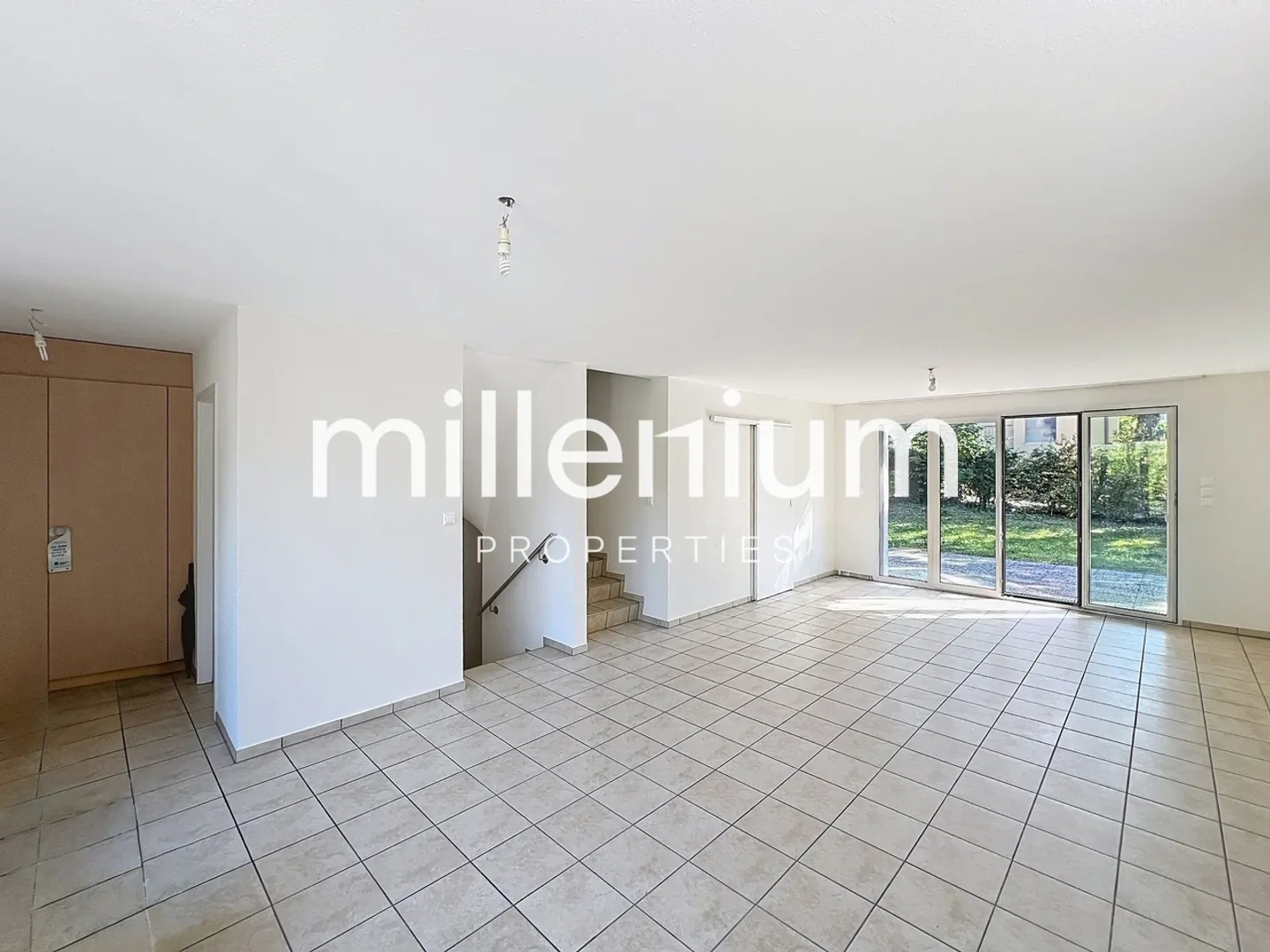 Bella villa con giardino a Chambésy - Foto 2 di 13