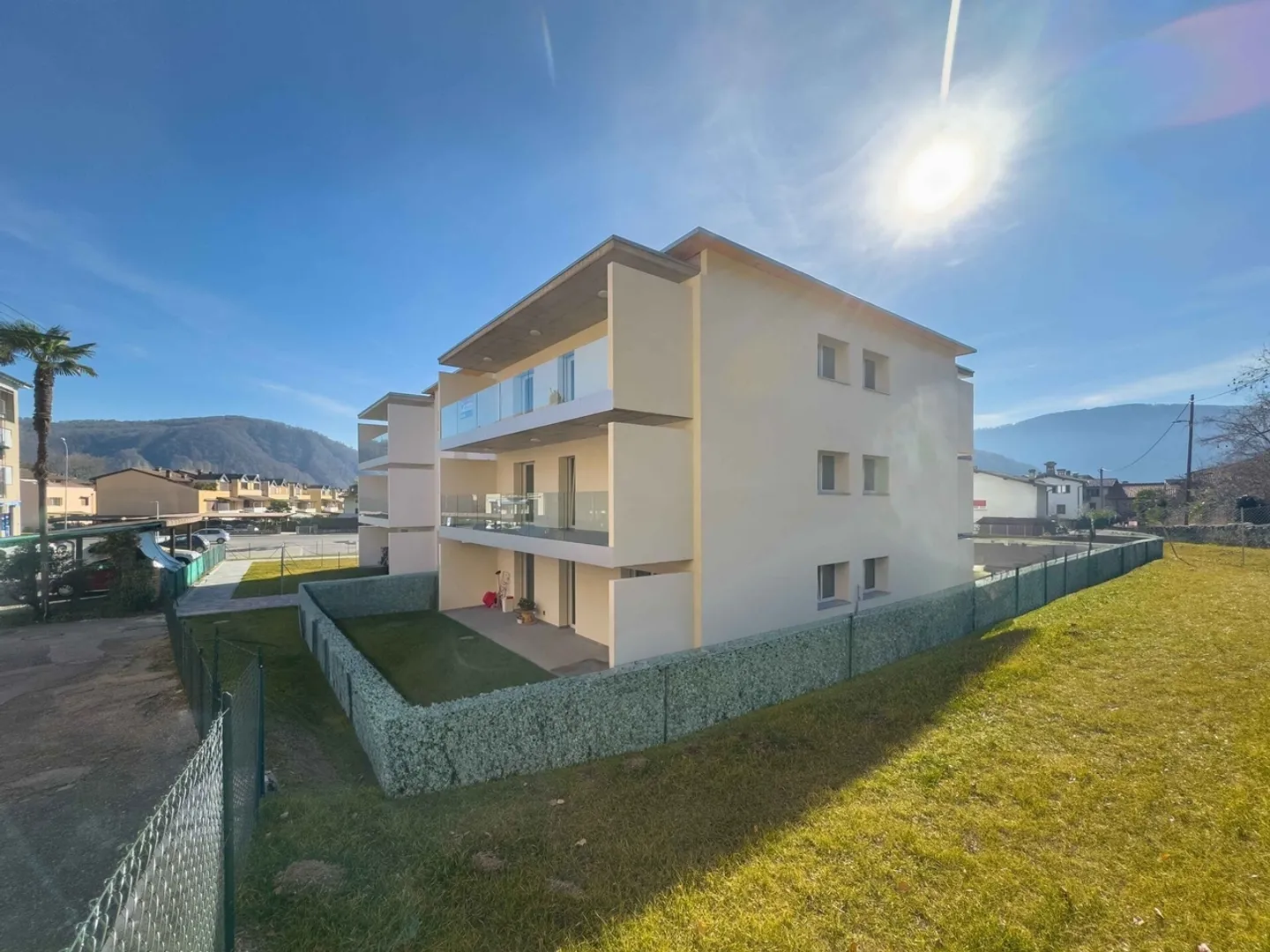 Appartement 3,5 pièces à Caslano, Canton TI - Moderne, raffiné et central - Photo 1 sur 9