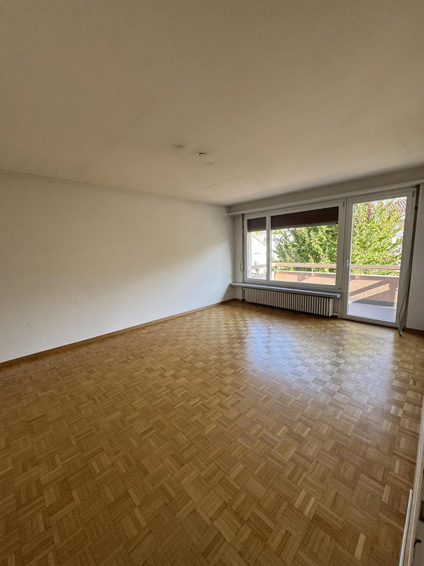 TEMPORARY: Temporary Apartment in a Great Location in Zurich Triemli - Photo 1 of 5