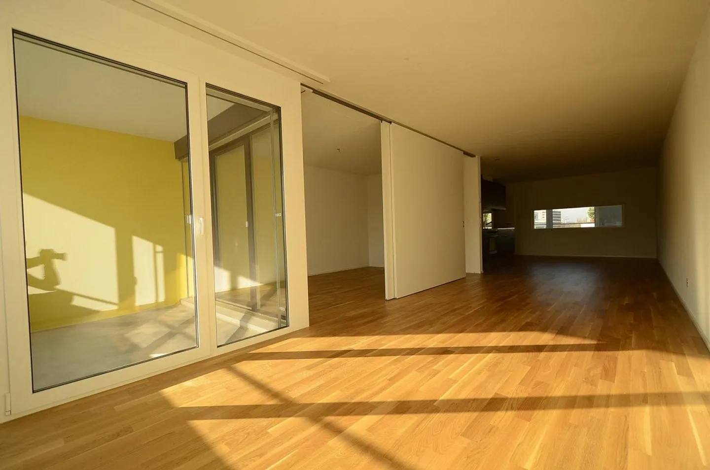 Open Living Space in Liebefeld - Photo 4 of 7