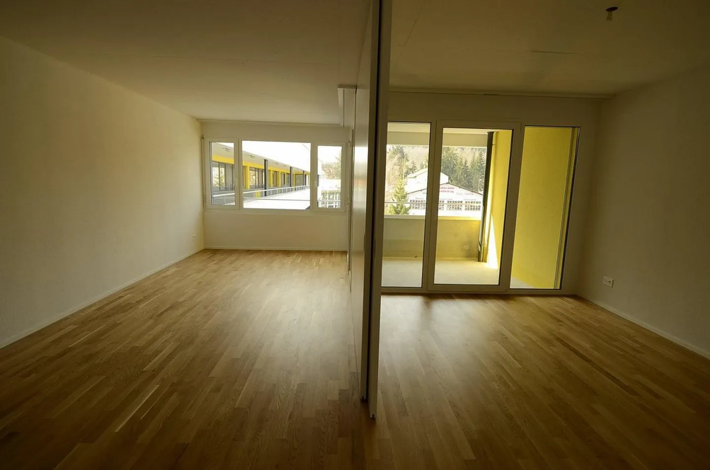 Open Living Space in Liebefeld - Photo 5 of 7