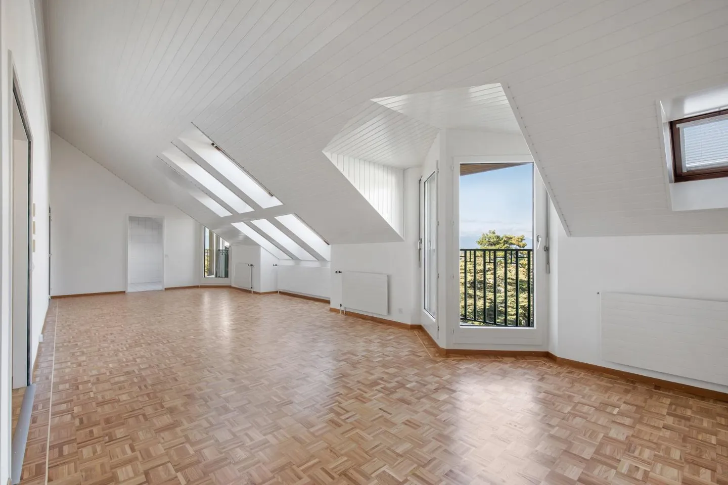 Dachgeschosswohnung mit Seeblick - Foto 5 von 13