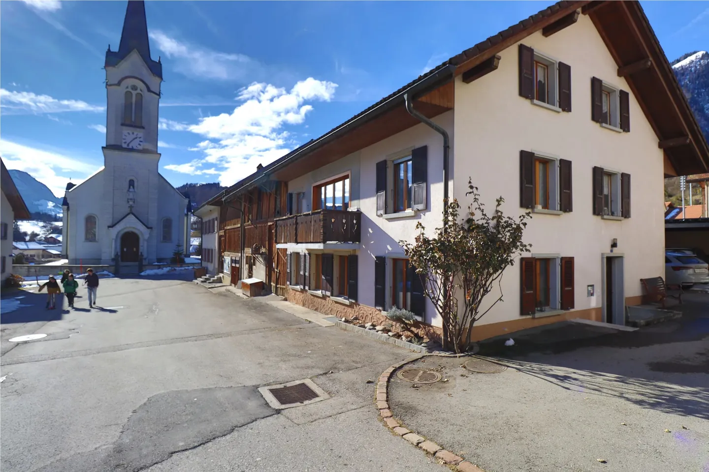 Charmantes Haus mit Potenzial - Foto 1 von 40