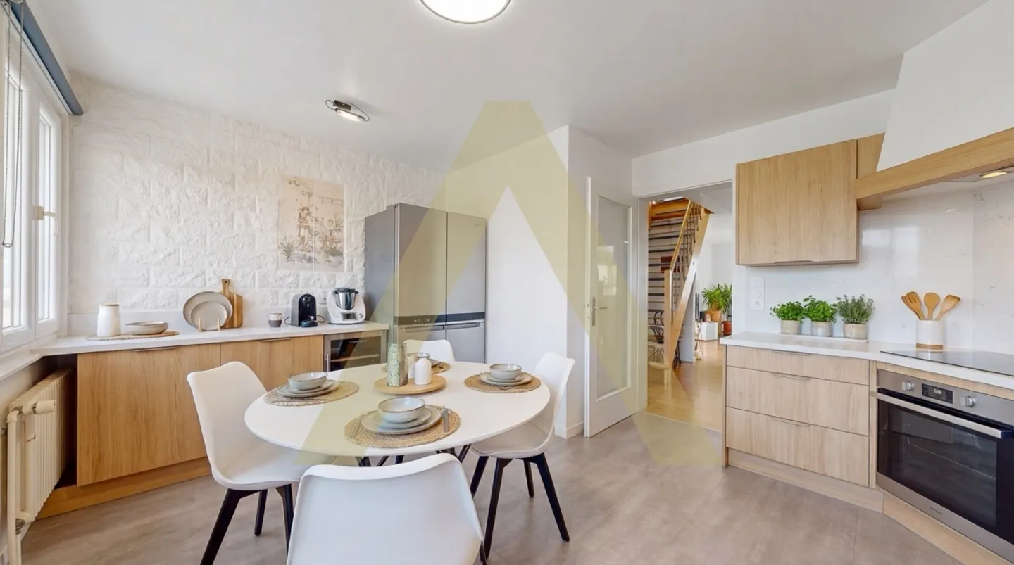 Charmant Appartement Duplex avec Vue sur le Lac - Photo 5 sur 12