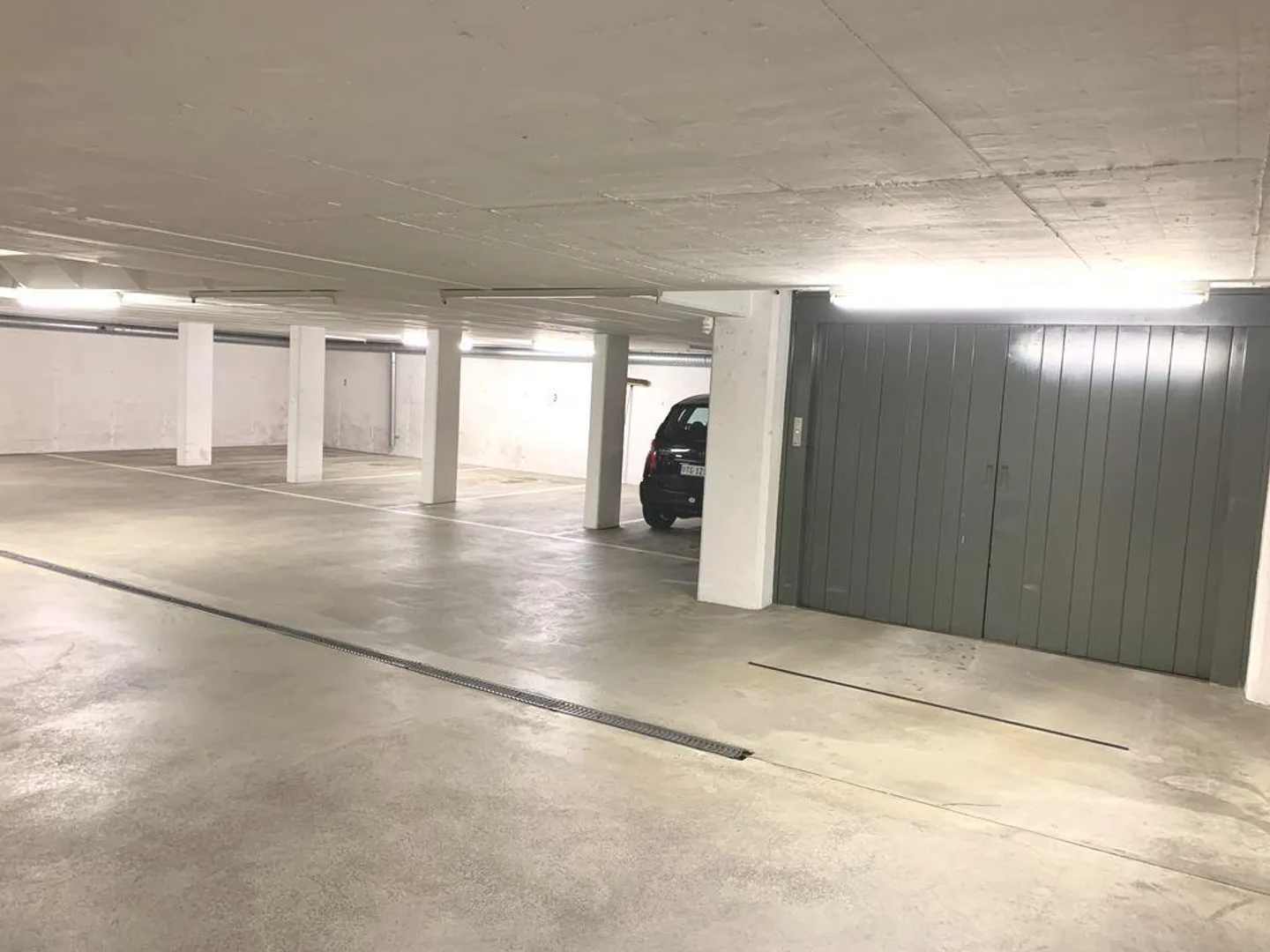 Posto auto sotterraneo in affitto nel centro di Weinfelden - Foto 4 di 8