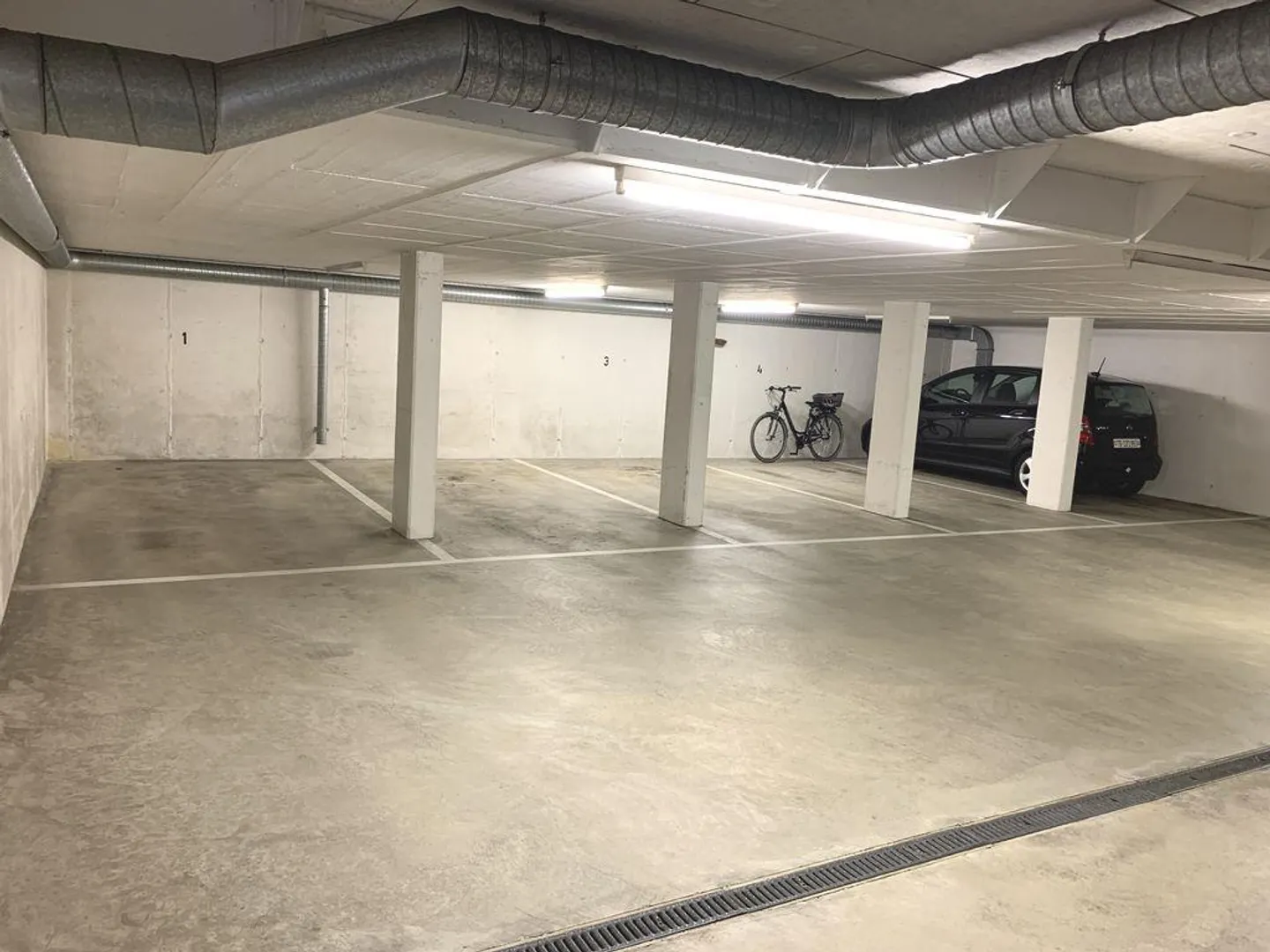 Posto auto sotterraneo in affitto nel centro di Weinfelden - Foto 8 di 8