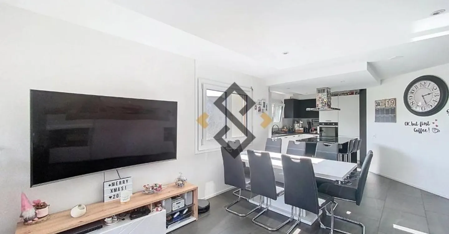 EXKLUSIVITÄT? Wunderschöne 4,5-Zimmer-Wohnung in Bossonnens renoviert - Foto 2 von 12