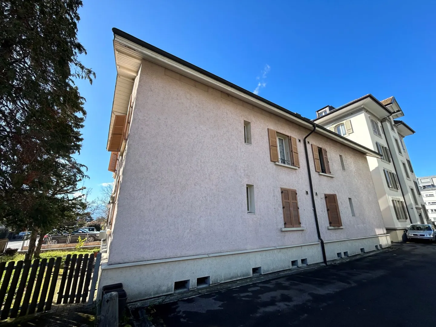 Appartement à louer - Photo 2 sur 2