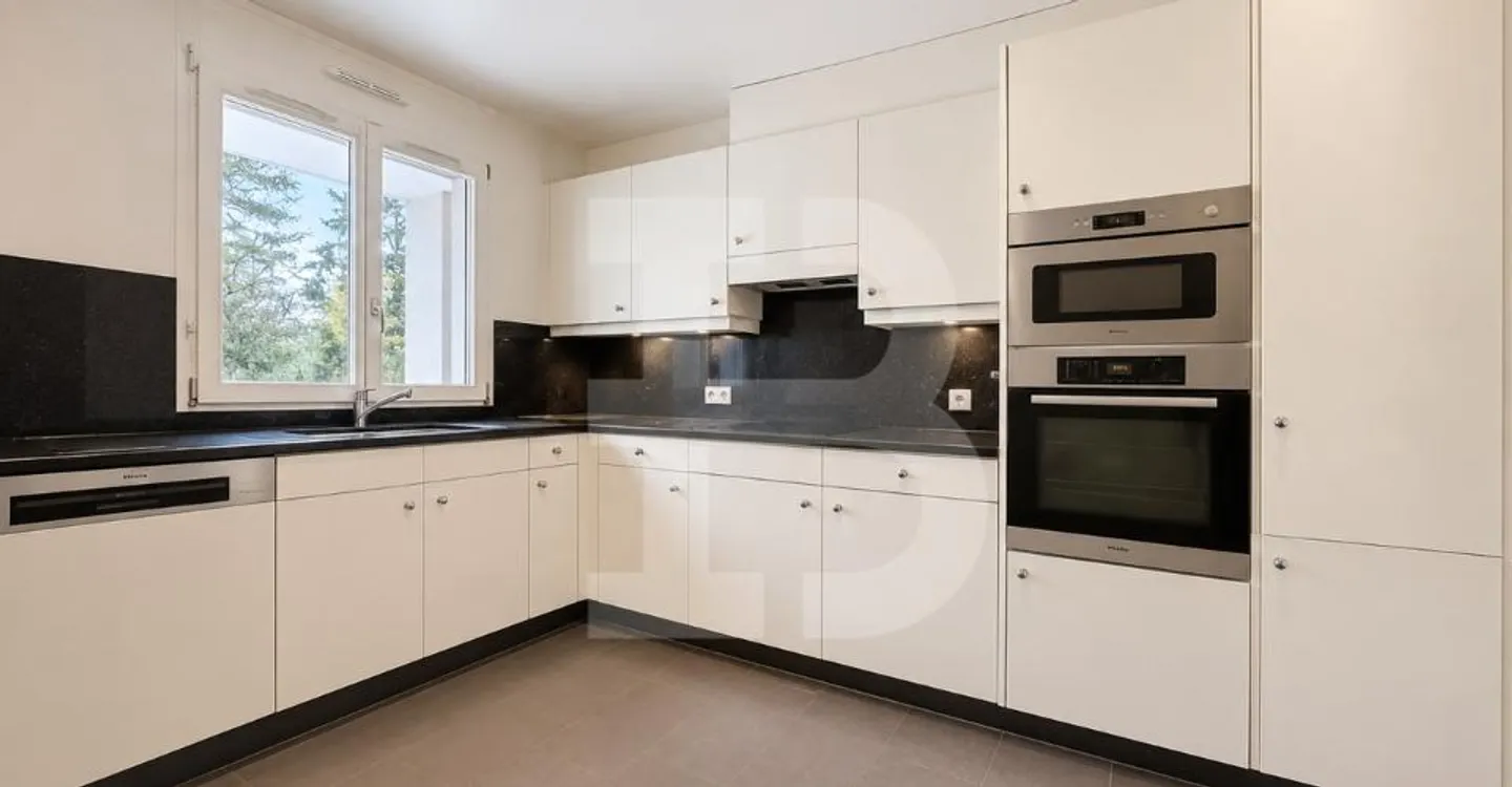 Triplex mit 7 Zimmern und 4 Schlafzimmern - Foto 4 von 6