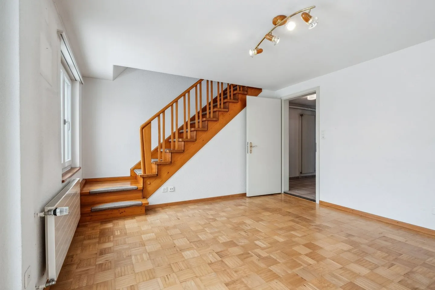 Charmante maison de ville 3.5 pièces à Aarau Rohr - Photo 8 sur 13