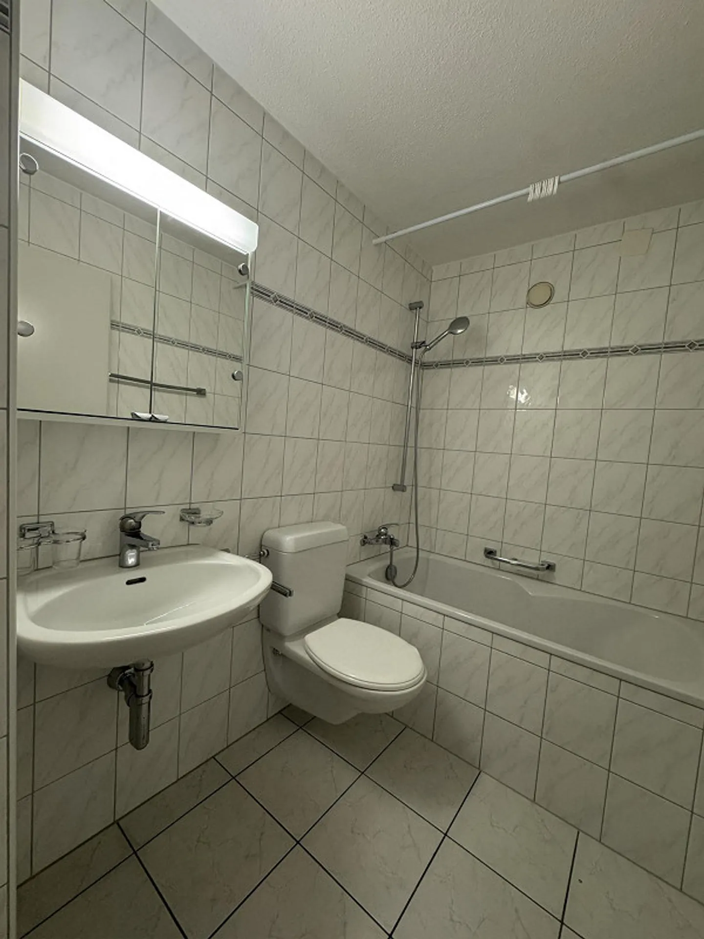 Helle Erdgeschosswohnung - Foto 7 von 7