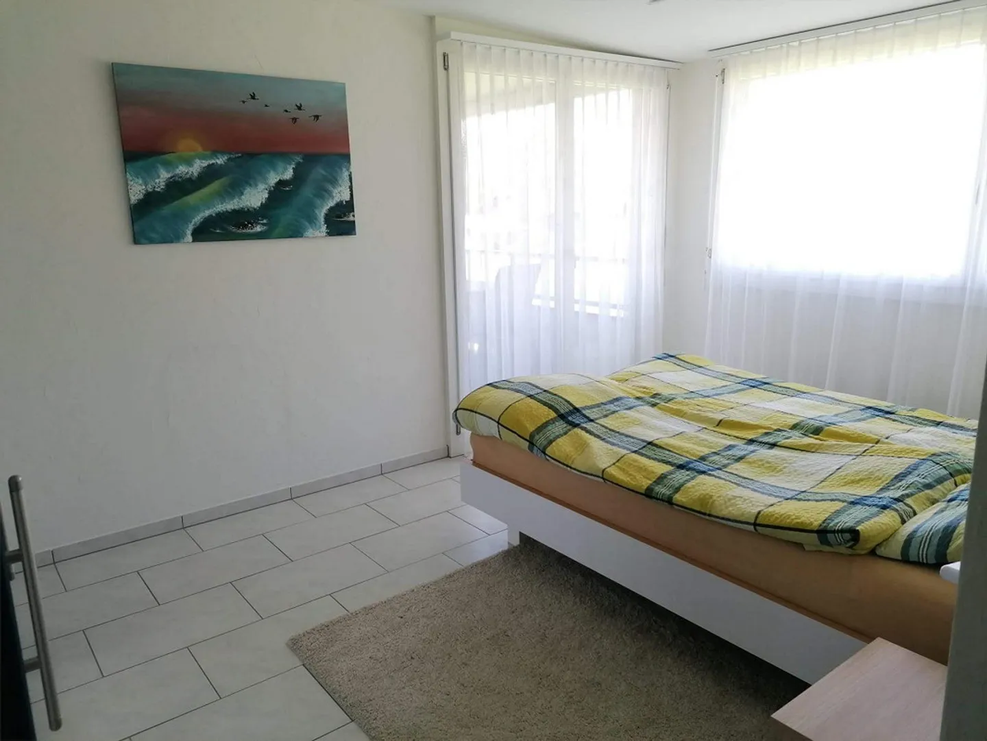 2 1/2 Zimmer-Dachwohnung im Grünen mit Blick auf die Berge - Foto 5 di 6