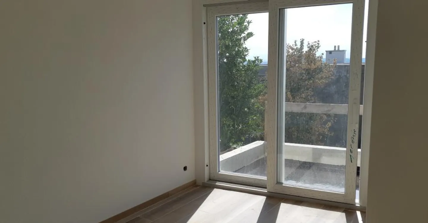 Magnifico appartamento di 4 stanze con grande terrazza - Foto 8 di 9