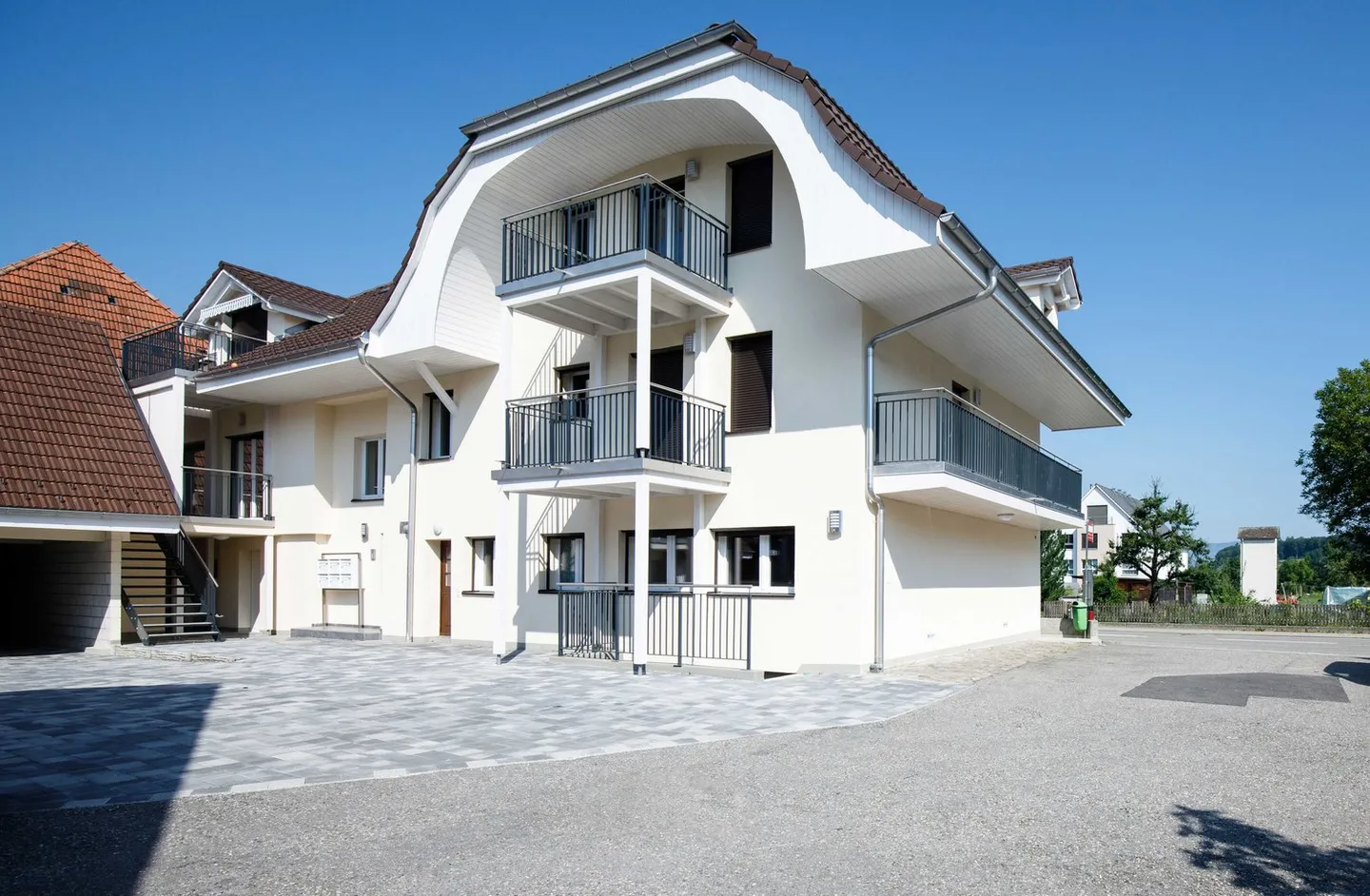 Appartement moderne et lumineux de 4,5 pièces - Photo 8 sur 8