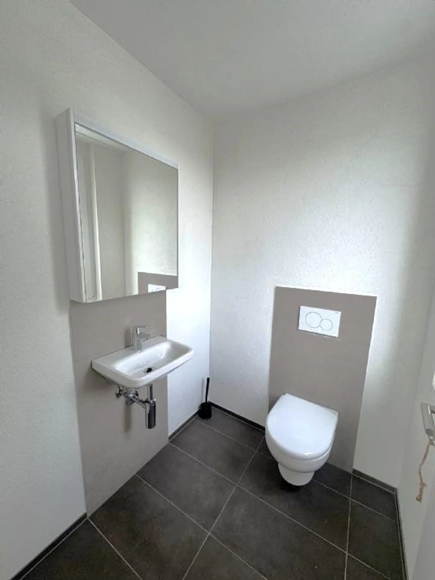 Moderne Familienhaus mit Garten - Foto 6 von 13