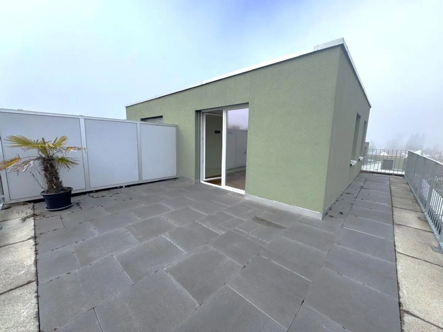 Moderne Familienhaus mit Garten - Foto 13 von 13
