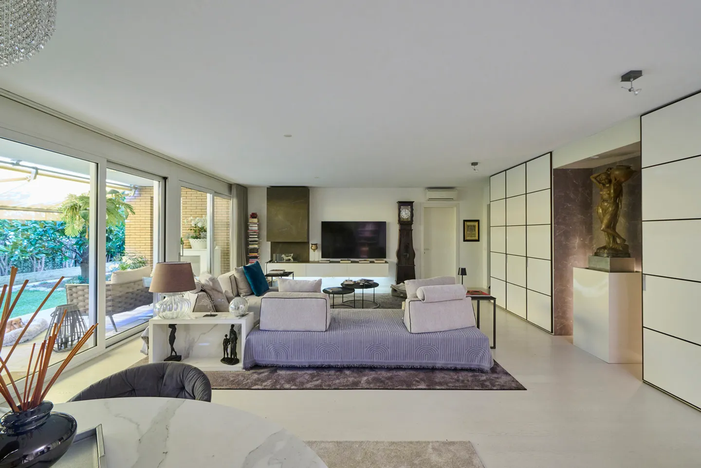 Elegant Apartment in Viganello - Photo 1 of 14