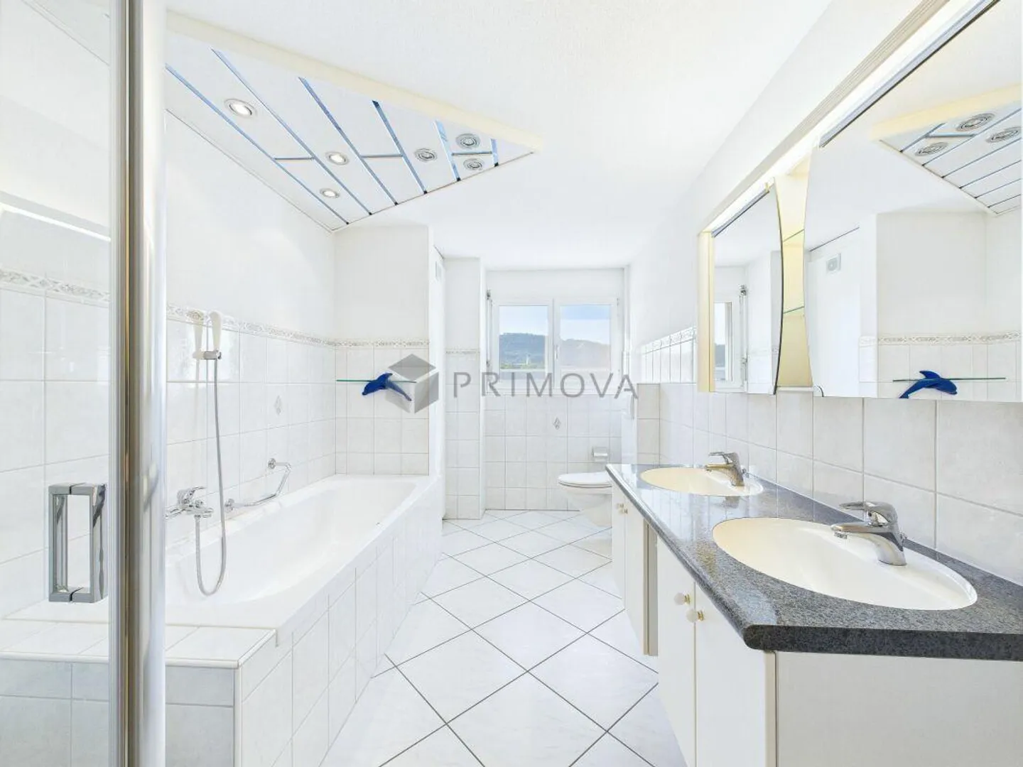 Geräumige Maisonette mit Balkon - Foto 9 von 11