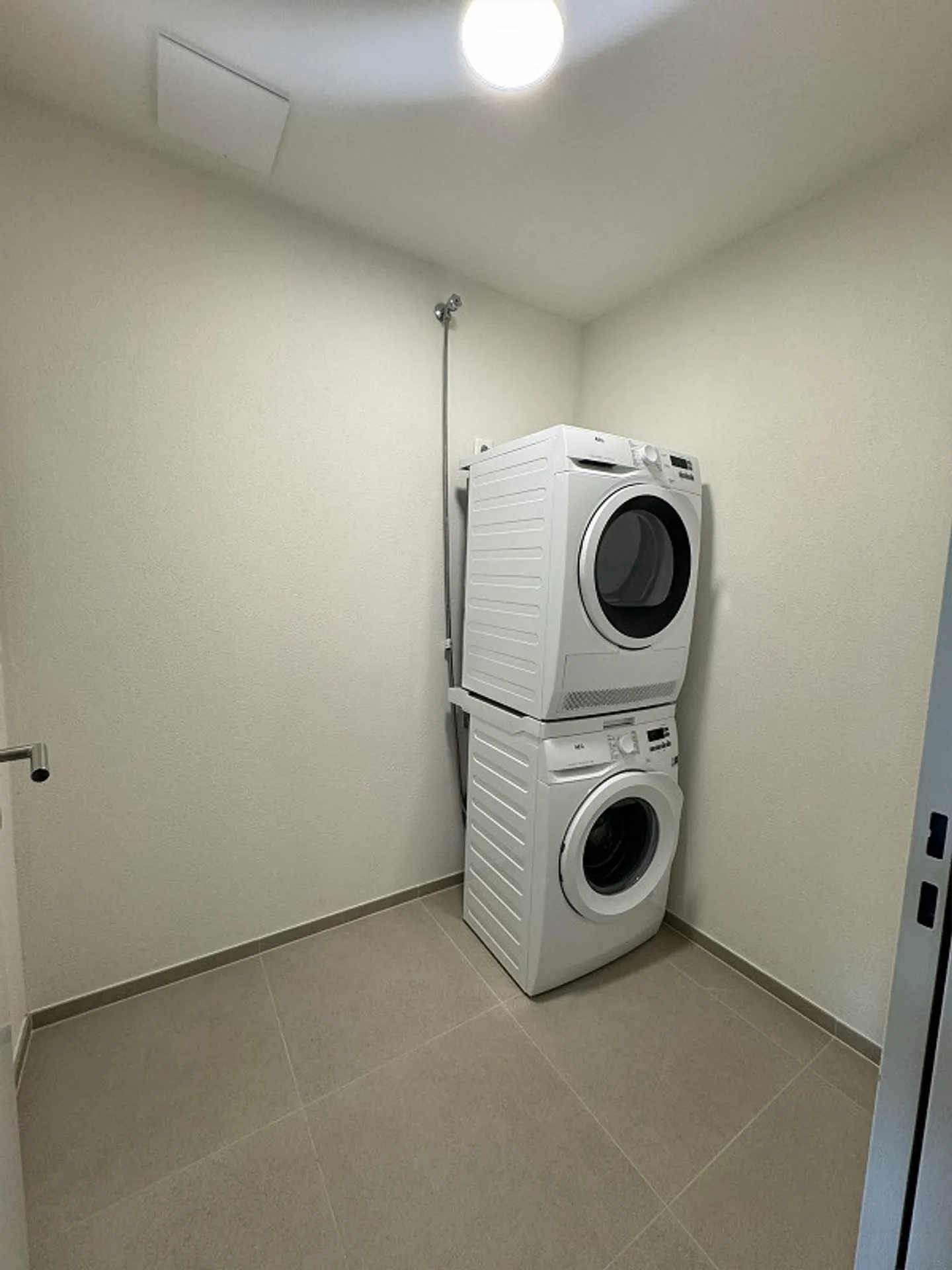 Appartamento 4.5 locali a Nürensdorf - Foto 4 di 13