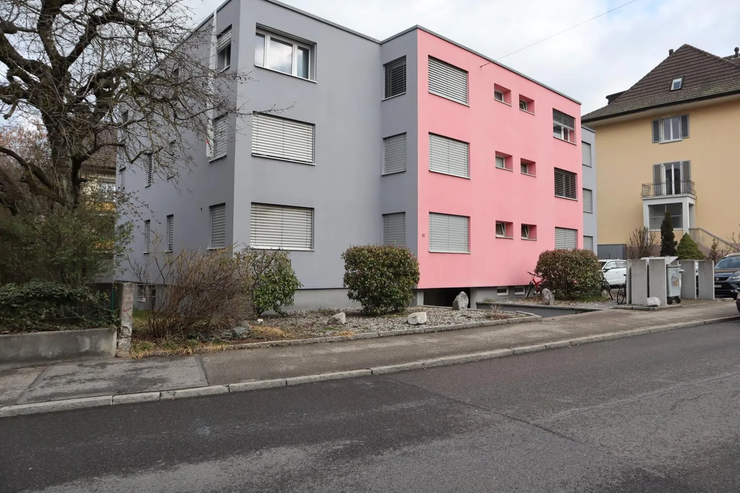 Gemütliche renovierte Wohnung in Biel - Foto 1 von 5