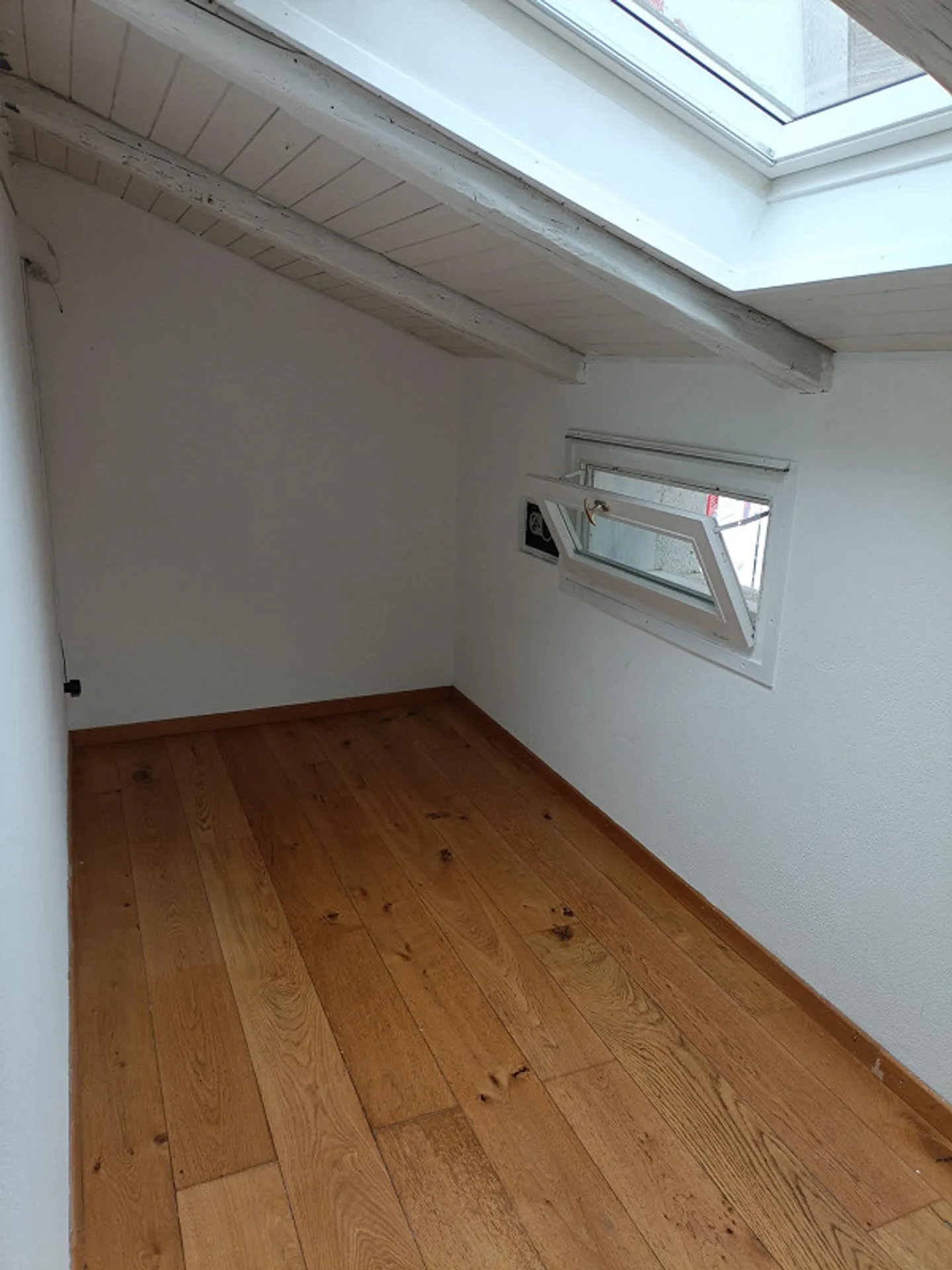 Recherche d'un nouveau locataire pour une petite maison avec 3,5 pièces - à partir d'août - Photo 6 sur 7